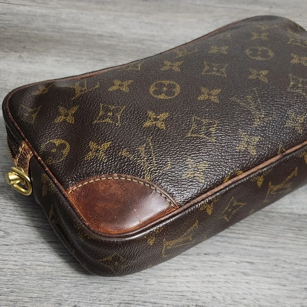 Louis Vuitton‎ Monogram Pochette Bag